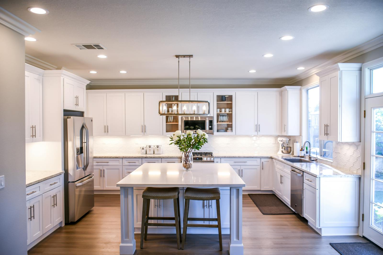A modern white kitchen remodel